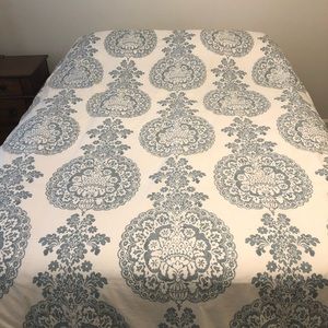 Pottery Barn medallion full/queen duvet cover